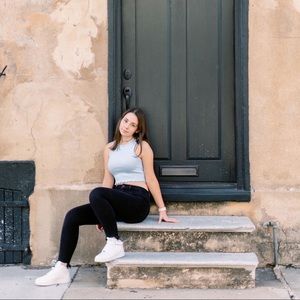 Meet your Posher, Isabella